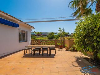 Chalet en venta en Río Real en Marbella