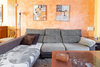 Casa adosada en venta en La Malva-rosa en Valencia