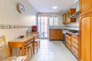 Casa adosada en venta en La Malva-rosa en Valencia