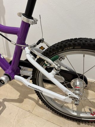 Bicicleta Woom 3 Infantil 16 + casco