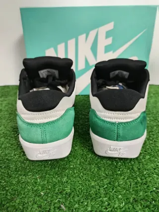 Zapatillas Nike SB Negras y Verdes