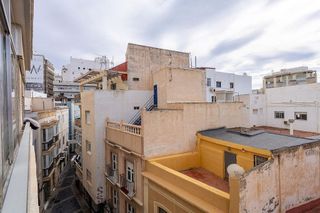 Piso en venta en Centro en Almería