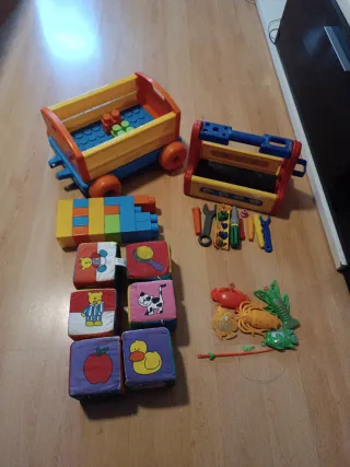 Lote Juguetes Bebé: Bloques, Carro, Herramientas