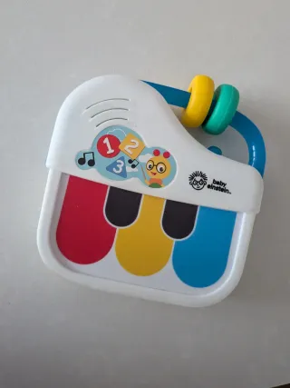 Piano musical Baby Einstein para bebés