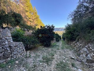 Terreno en venta en Simat de la Valldigna