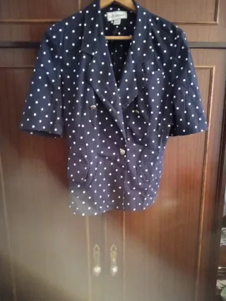 Blusa lunares manga corta