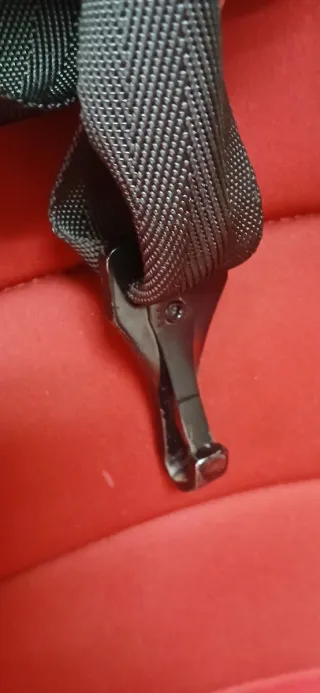 Silla coche Britax Römer roja