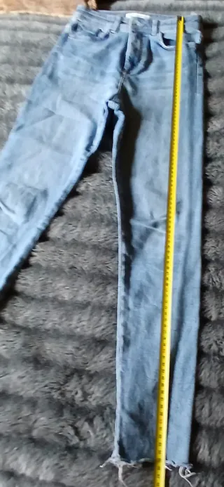 Pantalón vaquero Zara azul T.38
