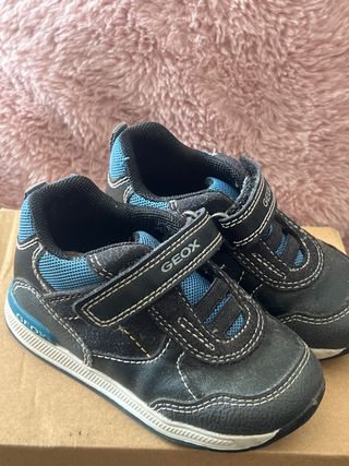 Scarpe bimbo Geox taglia 21