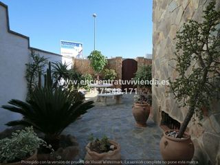 Chalet en venta en Núcleo Urbano en Chiclana de la Frontera