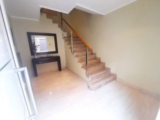 Casa adosada en venta en L'Alquenència en Alzira