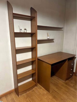 Secretária e Estante Madeira