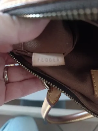 Borsa Louis Vuitton Lockit PM