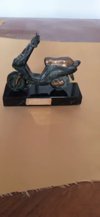 Vespa Bronce Convención Piaggio Sevilla 1996