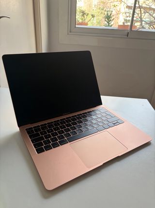 MacBook Air 2019 Oro