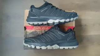 Skechers - número 42