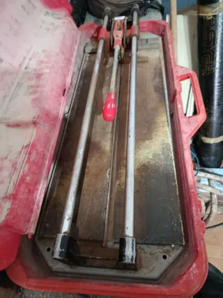 Cortadora de azulejos Rubi TX 700 XL