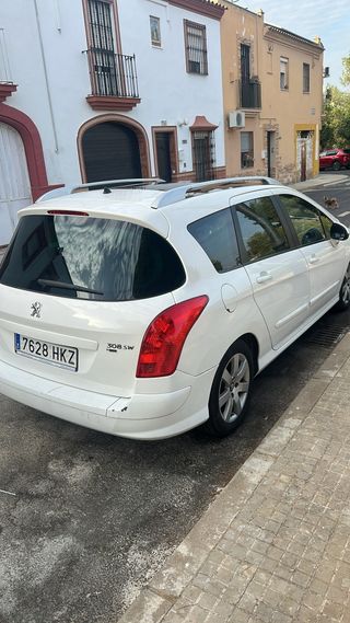 Peugeot 308 2012