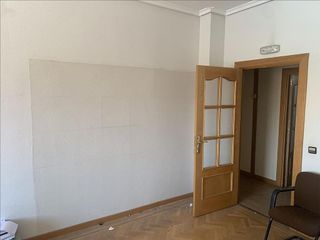 Local comercial en venta en Santo Tomás en Ávila