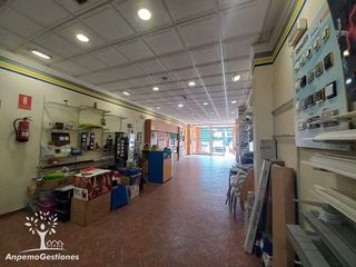 Local comercial en venta en Palma del Río