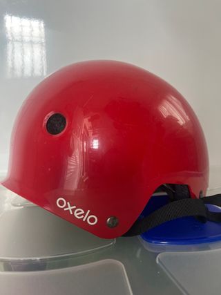 Casco rojo para patinar OXELO