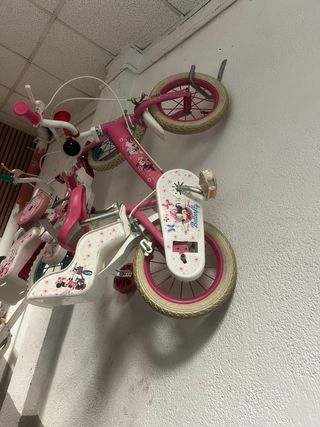Bicicleta infantil Minnie Mouse rosa