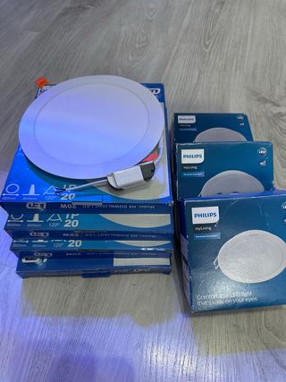 Foco led empotrable de bajo consumo.