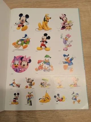 Libros con pegatinas