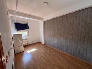 Piso en venta en Juan de la Cierva en Getafe