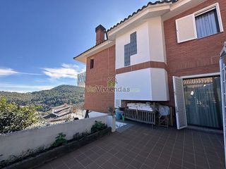 Chalet en venta en Vallirana