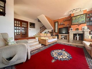 Chalet en venta en Vallirana