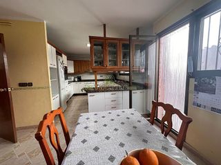 Chalet en venta en Vallirana