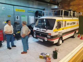 Maqueta VW LT 45 Audi Team 1:18