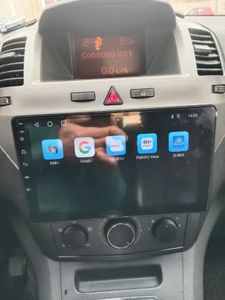 Pantalla móvil para coche