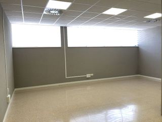 Oficina en alquiler en El Barral Ferial en Coslada