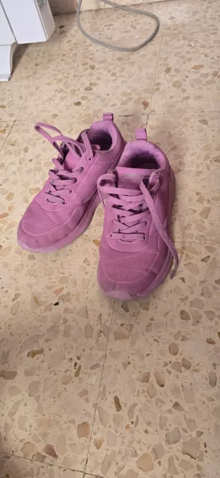 Zapatillas Pull&Bear  DKIN converse todos éstos150