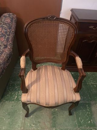 Mesa Isabelina con 6 Sillas y 2 sillones