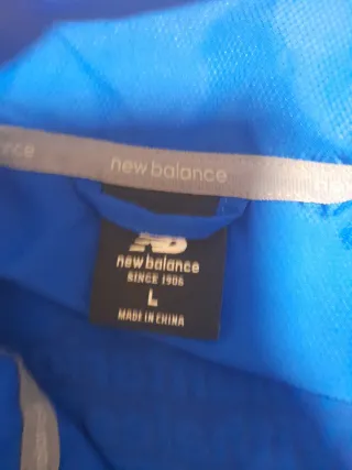 Cortavientos New Balance Maratón Valencia Talla L