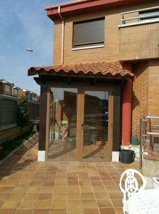 Chalet en venta en Villaquilambre