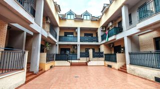 Casa adosada en venta en Aldaia