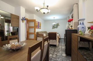 Chalet en venta en Ogíjares