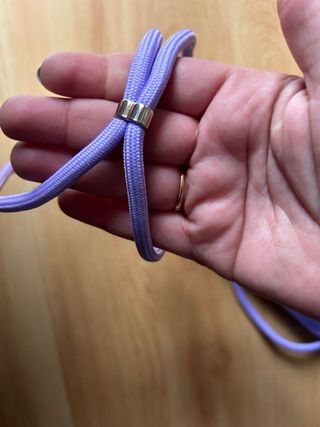 Funda iPhone 14 Plus Venom con cordón