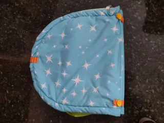 Parque de juegos para bebé plegable. De telita