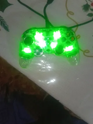 Mando Xbox con cable transparente