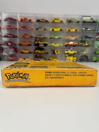 Caja cartón Pokemon Edición Pikachu Game Boy