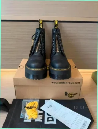 Botas Dr. Martens Jadon Negras