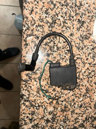 Bobina de encendido moto