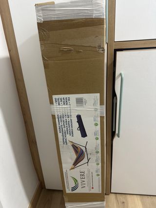 Hamaca de tela multicolor con soporte sin estrenar