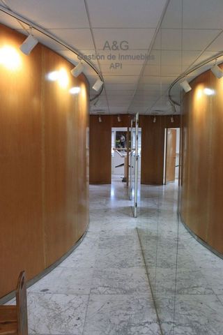 Local comercial en venta en Zona Bahía Blanca en Cádiz