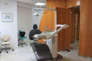 Local comercial en venta en Zona Bahía Blanca en Cádiz